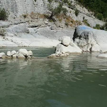 De Sur Meouge 2* Barret-sur-Meouge